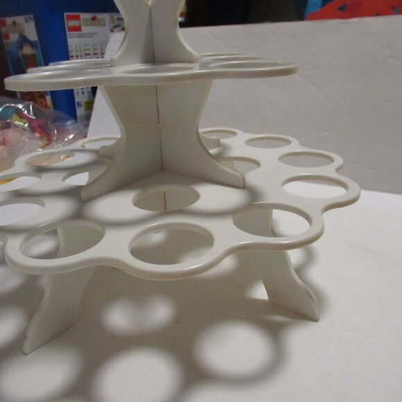 Vintage Easter Egg Holiday Tree by Saittis - Picture 4 of 7